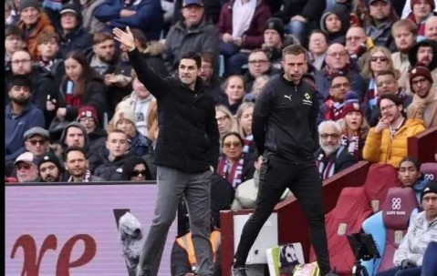 皇马更衣室内乱，3天后死磕曼城，阿隆索能赢球保帅位？