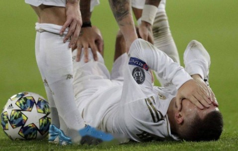 28岁身价1.2亿欧元，世界第三人，接连遭遇重伤，32岁无奈退役