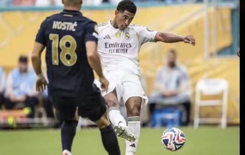 史诗级官宣！齐达内夏窗执掌高卢雄鸡，欧冠三连名帅联手姆巴佩开启新时代