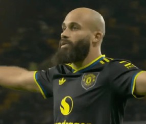 4-1横扫副班长！B费双响引爆全场，曼联杀回前六剑指争四