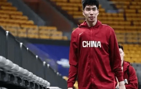 余嘉豪签西甲后采访！保持针对训练提升综合能力，保持绝对上进心