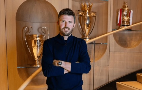 卡里克临危受命！44岁名宿能否再现执教奇迹？