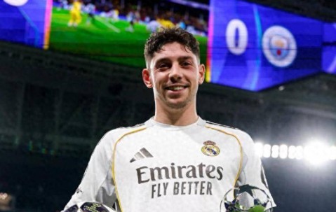 哈兰德82分钟0射门已经隐身，巴尔韦德半场戴帽封神，瓜帅战术完败