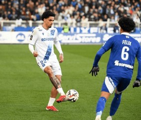 法甲对决：斯特拉斯堡主场迎战洛里昂，中下游抢分关键战！