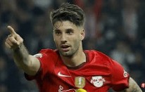 星空红牌瞬间引发争议