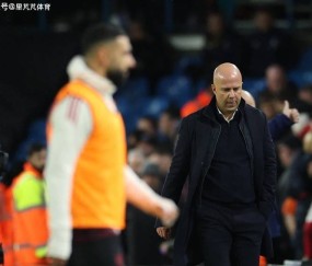 谁赢不好说！利物浦高层选择支持斯洛特，但萨拉赫却在等“反转”